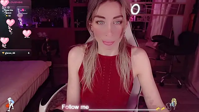 AnnieGOld  online show from 03-23-26, 06:57