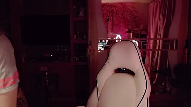 AnnieGOld  online show from 03-08-26, 06:28