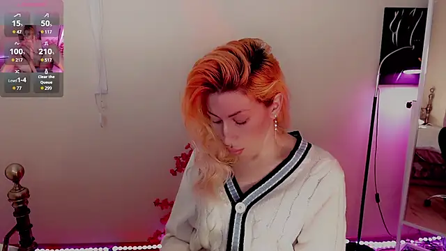Snapshot of AnnieGOld_ chatting on 01-22-25, 10:37 AnnieGOld  online show from 01-22-25, 10:37