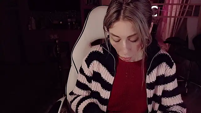 AnnieGOld  online show from 03-09-26, 08:07