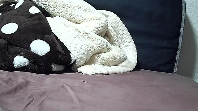 Snapshot of smalldick3280 chatting on 12-23-24, 09:05 smalldick3280 online show from 12-23-24, 09:05