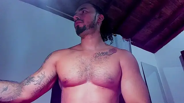 Snapshot of Baky_sexy chatting on 02-20-26, 03:25 Baky sexy online show from 02-20-26, 03:25