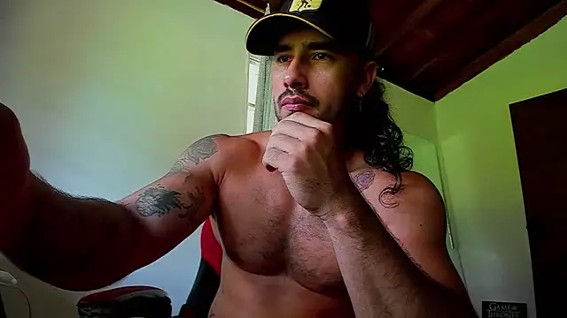 Snapshot of Baky_sexy chatting on 01-14-26, 05:16 Baky sexy online show from 01-14-26, 05:16