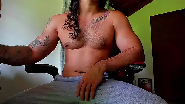 Snapshot of Baky_sexy chatting on 01-15-26, 07:06 Baky sexy online show from 01-15-26, 07:06