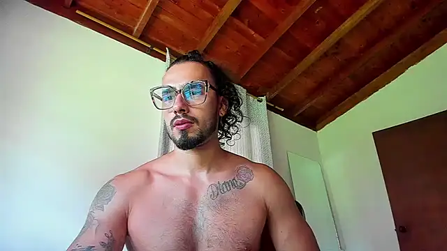 Snapshot of Baky_sexy chatting on 11-07-25, 02:54 Baky sexy online show from 11-07-25, 02:54