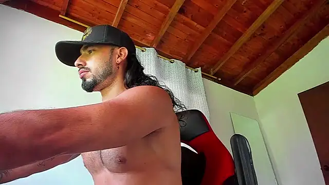 Snapshot of Baky_sexy chatting on 11-08-25, 02:53 Baky sexy online show from 11-08-25, 02:53