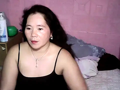 hotpusie 4u online show from 09-18-25, 03:15