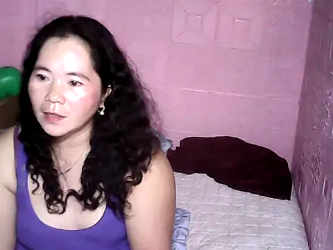 hotpusie 4u online show from 09-20-25, 11:21