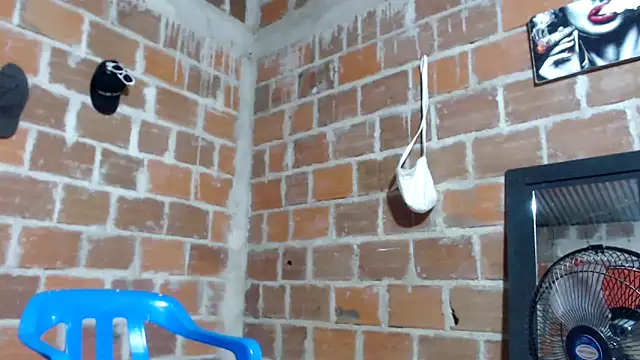 Snapshot of juanys_asshot chatting on 03-19-25, 11:03 juanys asshot online show from 03-19-25, 11:03