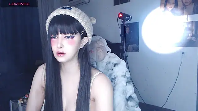 candy cola online show from 11-07-25, 03:22