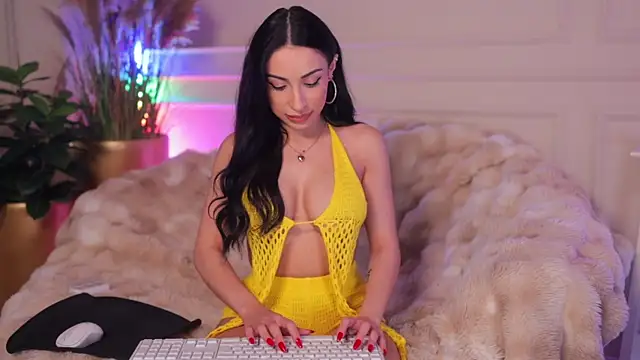 Anais Bloom online show from 06-23-26, 07:23