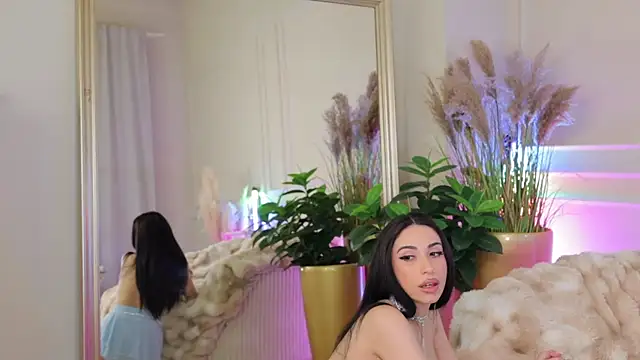 Anais Bloom online show from 05-19-26, 01:56