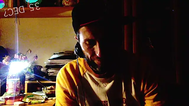 FireFox Feel online show from 01-16-25, 06:25