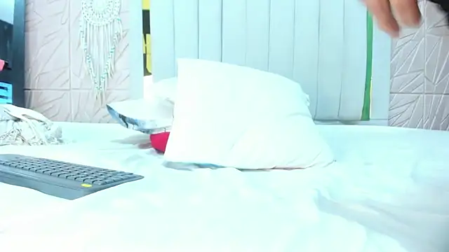 Rebecca Mitchell online show from 10-13-25, 12:29