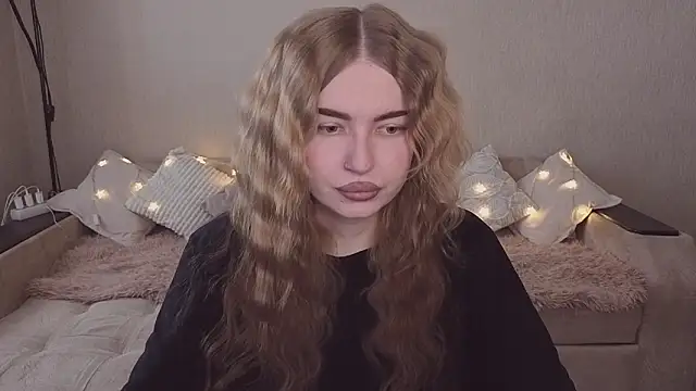 ViolettaLopez online show from 03-21-26, 01:37