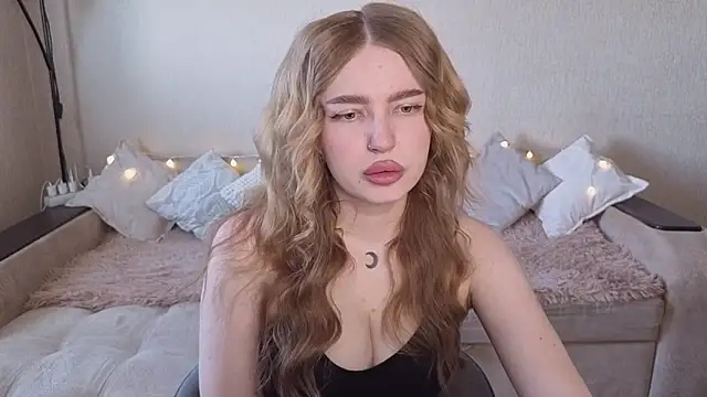 ViolettaLopez online show from 05-20-26, 01:30