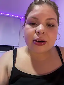 Snapshot of AshlyRouse chatting on 02-22-25, 11:24 AshlyRouse online show from 02-22-25, 11:24