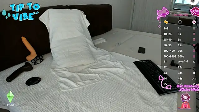 Snapshot of Smallnipples chatting on 03-03-26, 05:25 Smallnipples online show from 03-03-26, 05:25