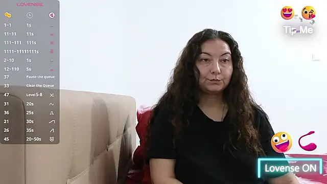 Snapshot of BBW_MILF_4U chatting on 01-17-26, 11:25 BBW MILF 4U online show from 01-17-26, 11:25