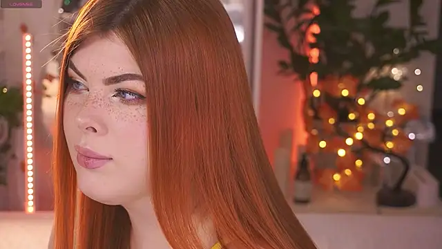 Ffoxyflame online show from 10-28-25, 12:33