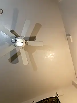 Snapshot of thefire420 chatting on 10-08-25, 02:57 thefire420 online show from 10-08-25, 02:57