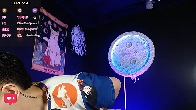 girl intense444 online show from 11-25-25, 12:49