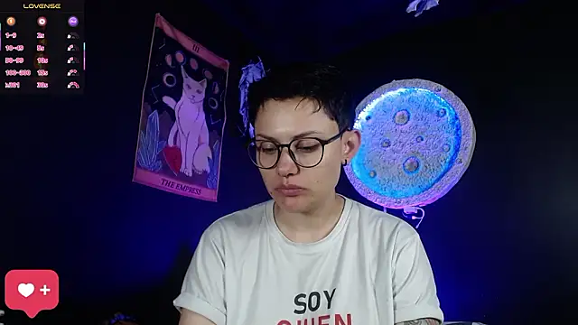 girl intense444 online show from 02-18-26, 12:45