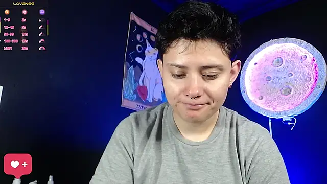 girl intense444 online show from 03-21-26, 01:26