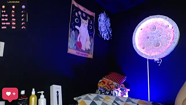 girl intense444 online show from 02-21-26, 01:13