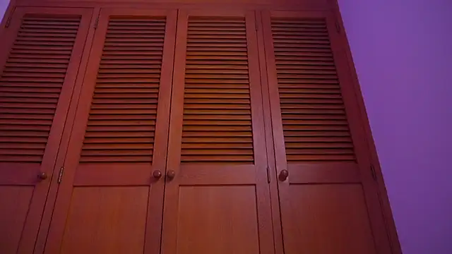 bella adams  online show from 01-12-26, 12:17