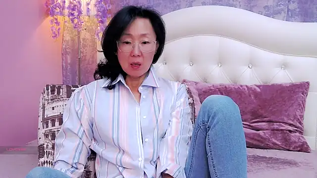 Asian legs online show from 01-10-26, 10:32