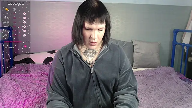 ivamayy online show from 12-18-25, 09:36