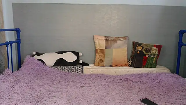 ivamayy online show from 09-22-25, 07:47