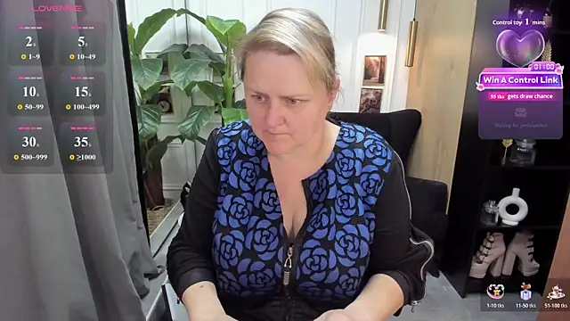 ScarlettSoft online show from 06-19-26, 05:46