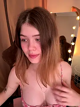 Snapshot of AmberIIey chatting on 09-09-25, 04:27 AmberIIey online show from 09-09-25, 04:27