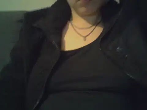 Snapshot of geilmeisje98 chatting on 03-07-25, 09:48 geilmeisje98 online show from 03-07-25, 09:48