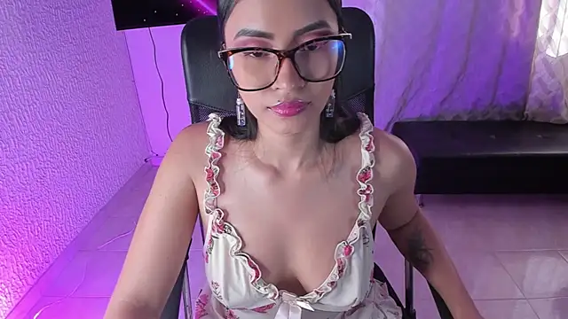 PaulinaBelushi online show from 05-26-26, 09:02