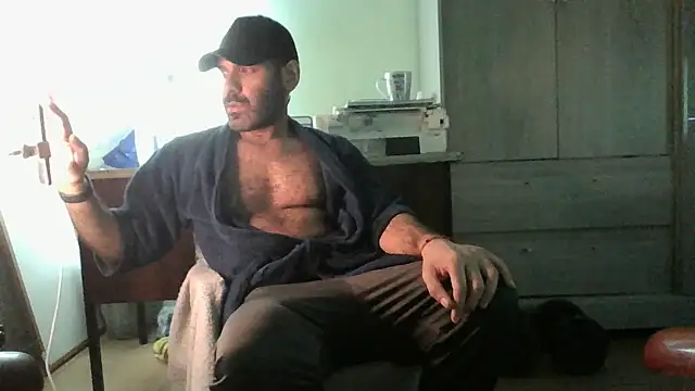 MILITARS online show from 07-04-26, 01:23