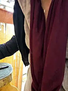 germanwoman01 online show from 10-19-25, 09:56