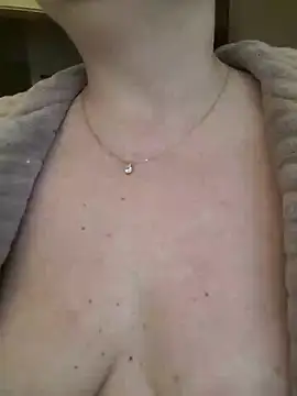 germanwoman01 online show from 01-18-25, 12:26