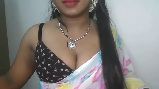 Dhiyapink online show from 11-21-25, 05:23