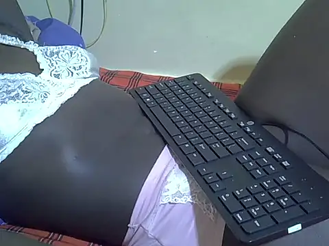 Snapshot of EbonyMina_ chatting on 10-16-25, 10:23 EbonyMina online show from 10-16-25, 10:23