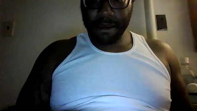 Snapshot of ReeferMadness59 chatting on 10-07-25, 03:51 ReeferMadness59 online show from 10-07-25, 03:51