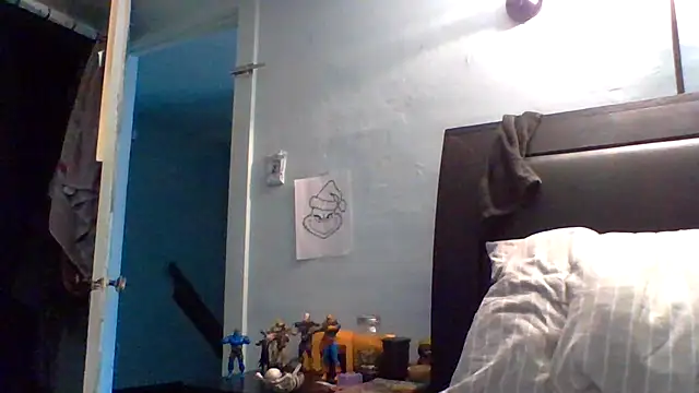 Snapshot of ReeferMadness59 chatting on 05-20-26, 02:47 ReeferMadness59 online show from 05-20-26, 02:47
