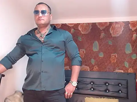 hardrock982 online show from 11-15-25, 02:10