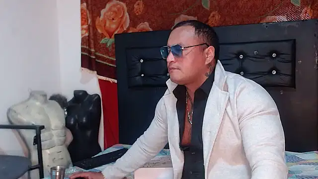 hardrock982 online show from 11-22-25, 01:43