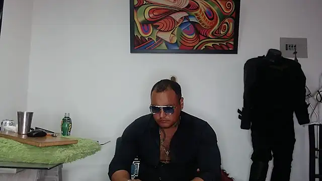hardrock982 online show from 05-08-26, 02:21