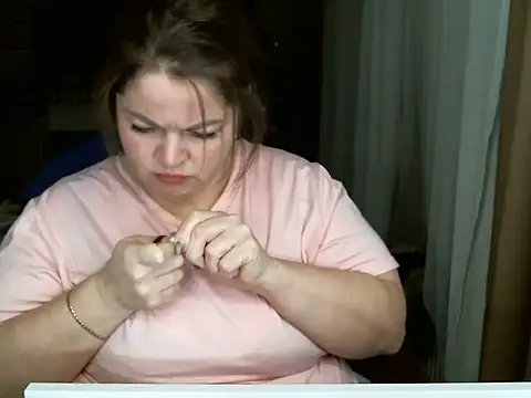 cute  cherry online show from 01-15-26, 08:56