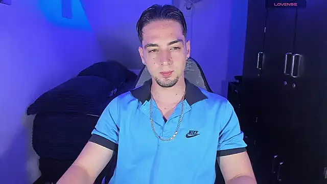 Alex smith00 online show from 10-07-25, 11:39