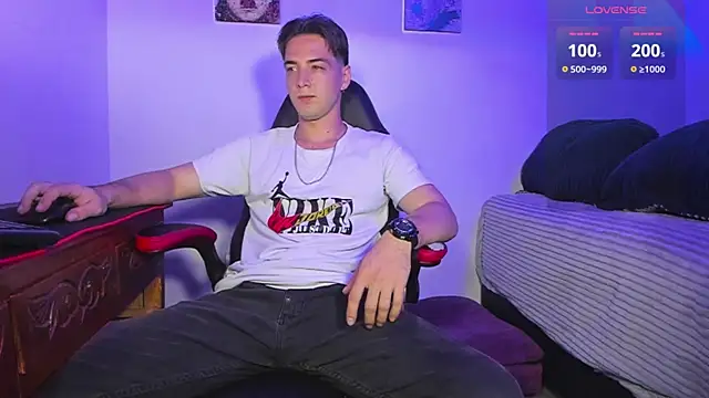 Alex smith00 online show from 02-23-25, 01:35